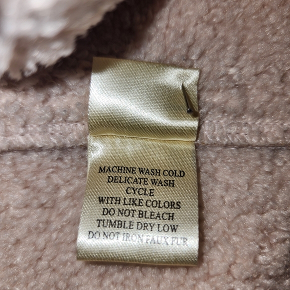 Dylan Light Pink Jacket with Plush Collar - Picture 7 of 13